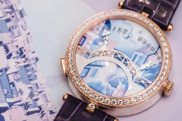 苏州欧米茄表起雾了维修